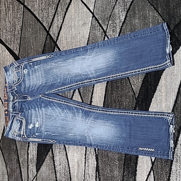 ROCK REVIVAL BECKY EASY-FIT CAPRI DENIM JEAN - Picture 5 of 16